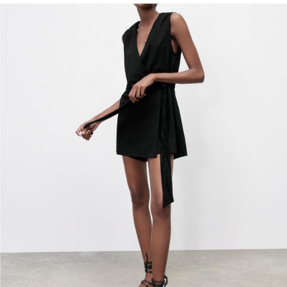 NWT Zara Wrap Jumpsuit shorts romper small